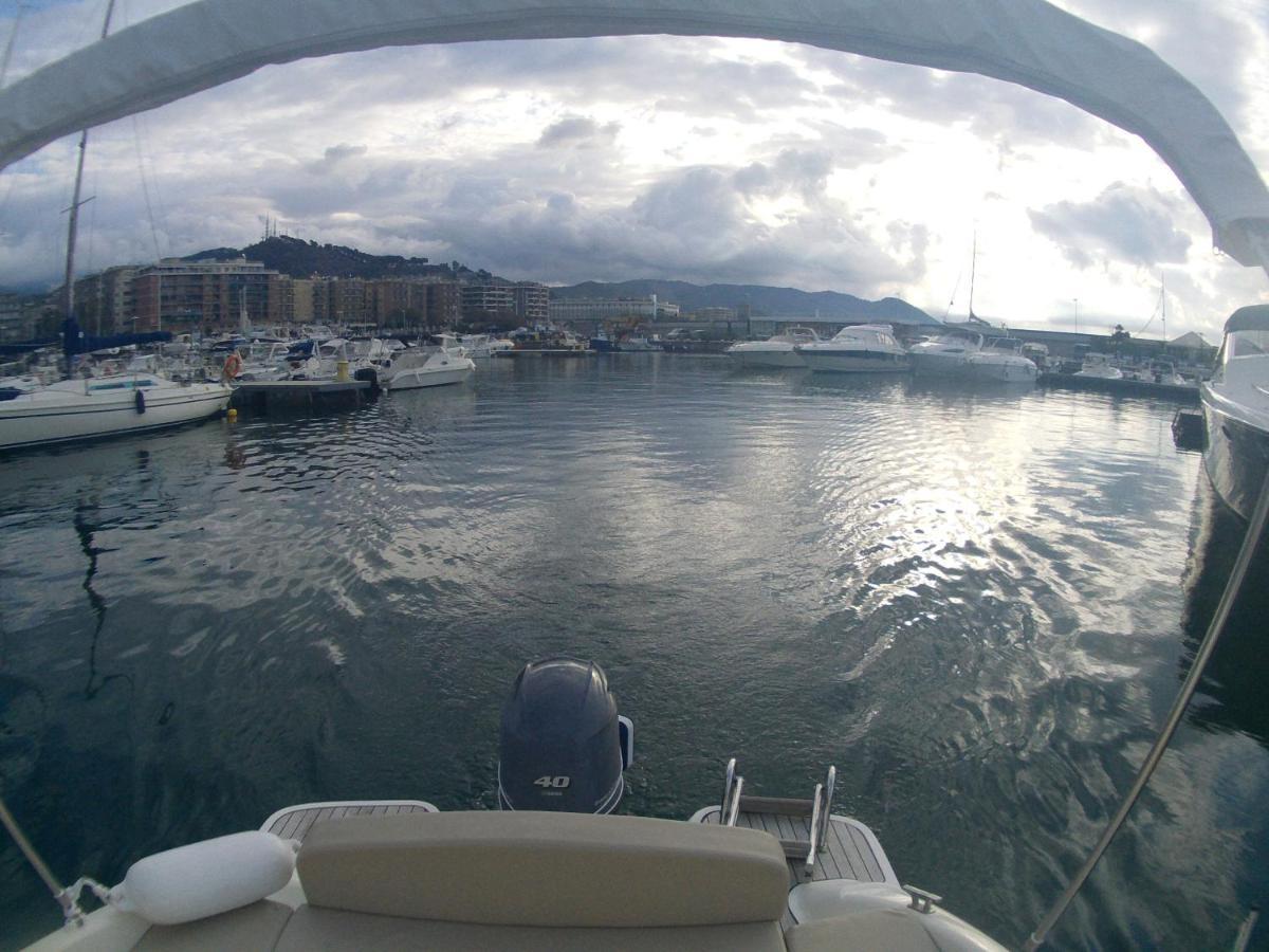Casa Vacanza Brezza Di Maestrale Salerno Bagian luar foto